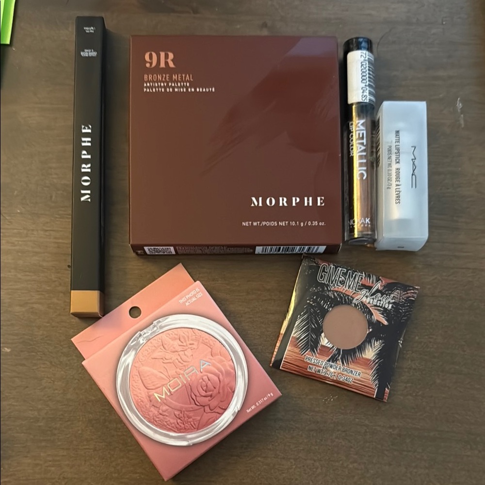 NWB’s Makeup LOT Warm Colors Summer Bronze Collection 💄
